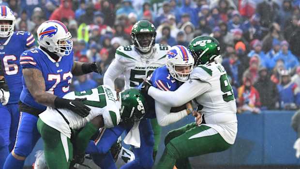 New York Jets DT Quinnen Williams sacks Buffalo Bills QB Josh Allen